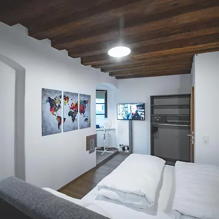 Basic Downtown Innsbruck